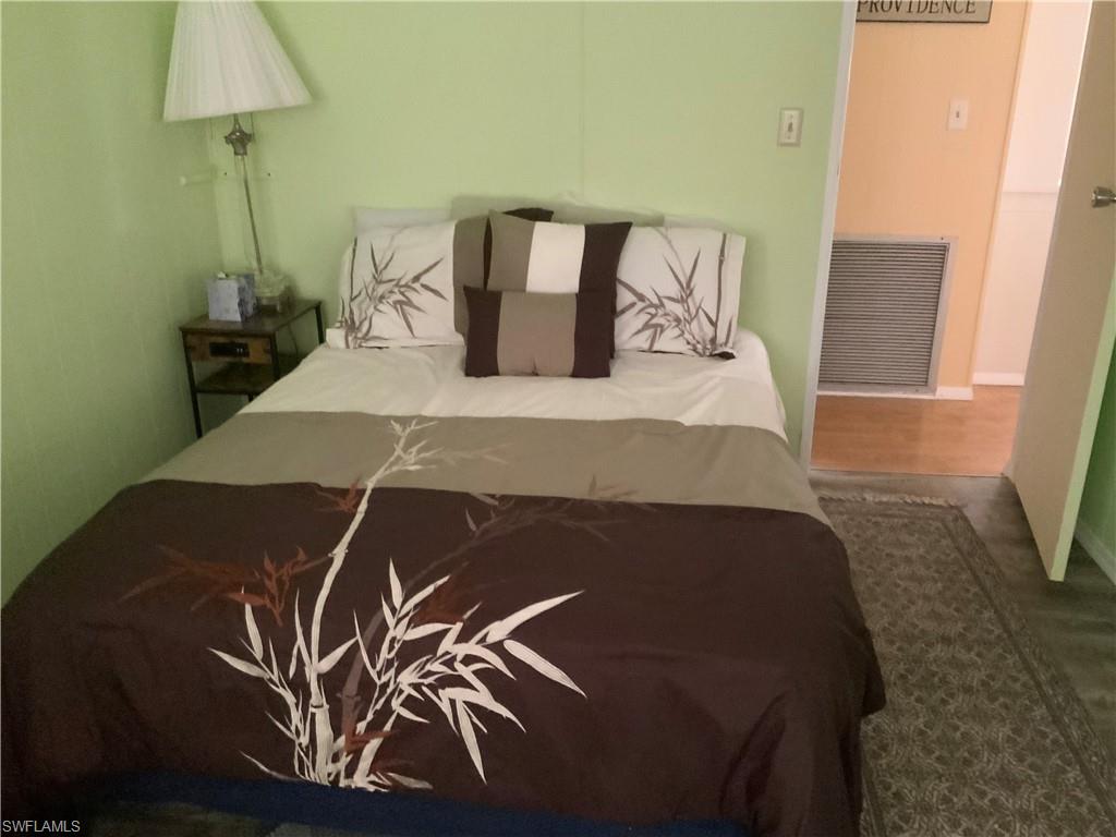 SIX LAKES COUNTRY CLUB - Residential