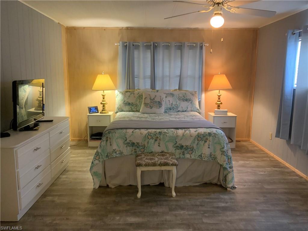 SIX LAKES COUNTRY CLUB - Residential