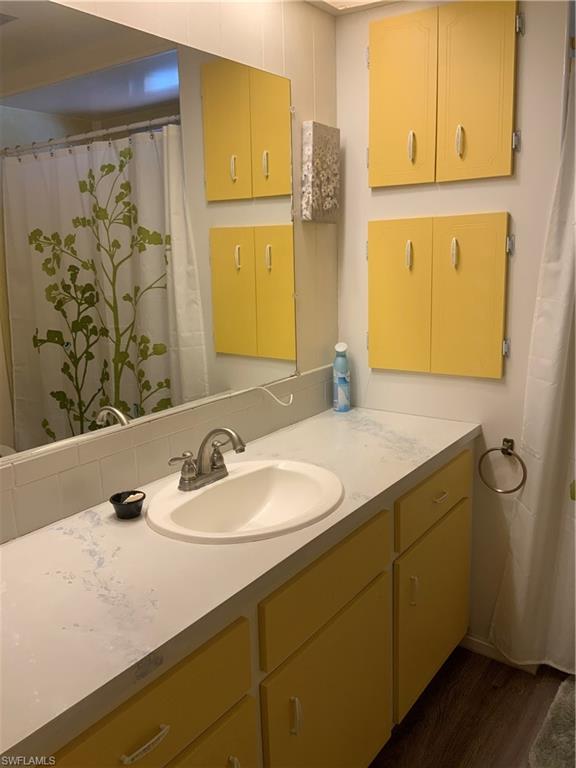 SIX LAKES COUNTRY CLUB - Residential