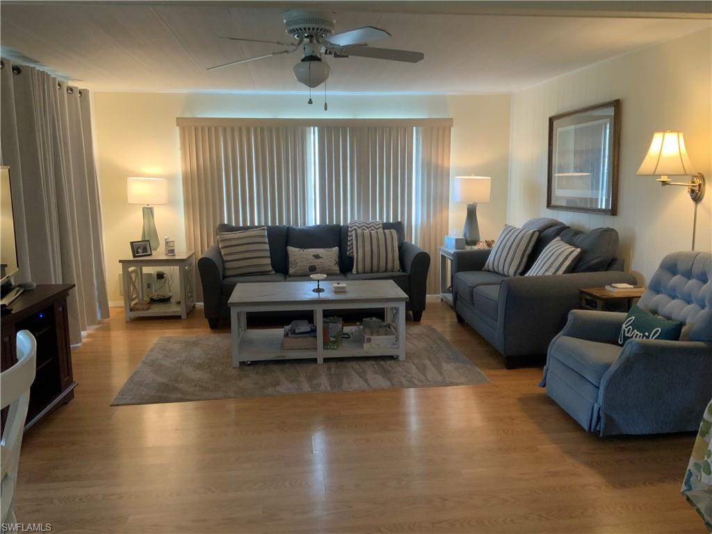 SIX LAKES COUNTRY CLUB - Residential