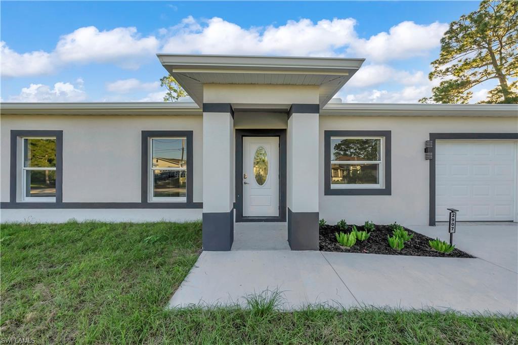 LEHIGH ACRES - Residential