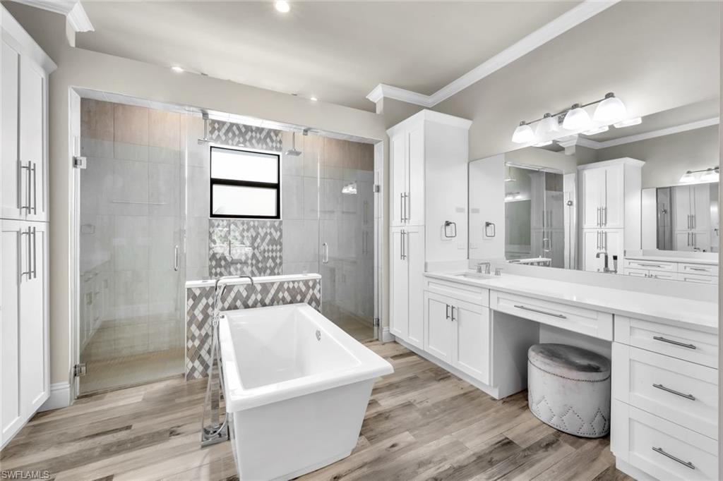 LOGAN WOODS - Residential