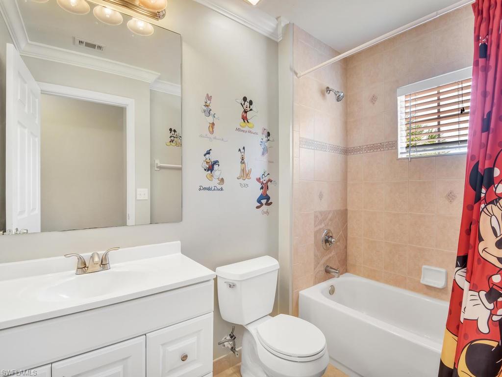 BOTANICA LAKES - Residential