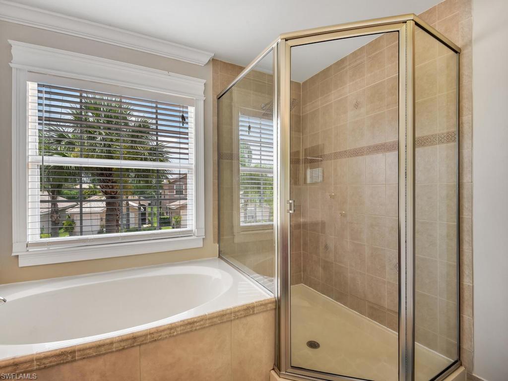 BOTANICA LAKES - Residential