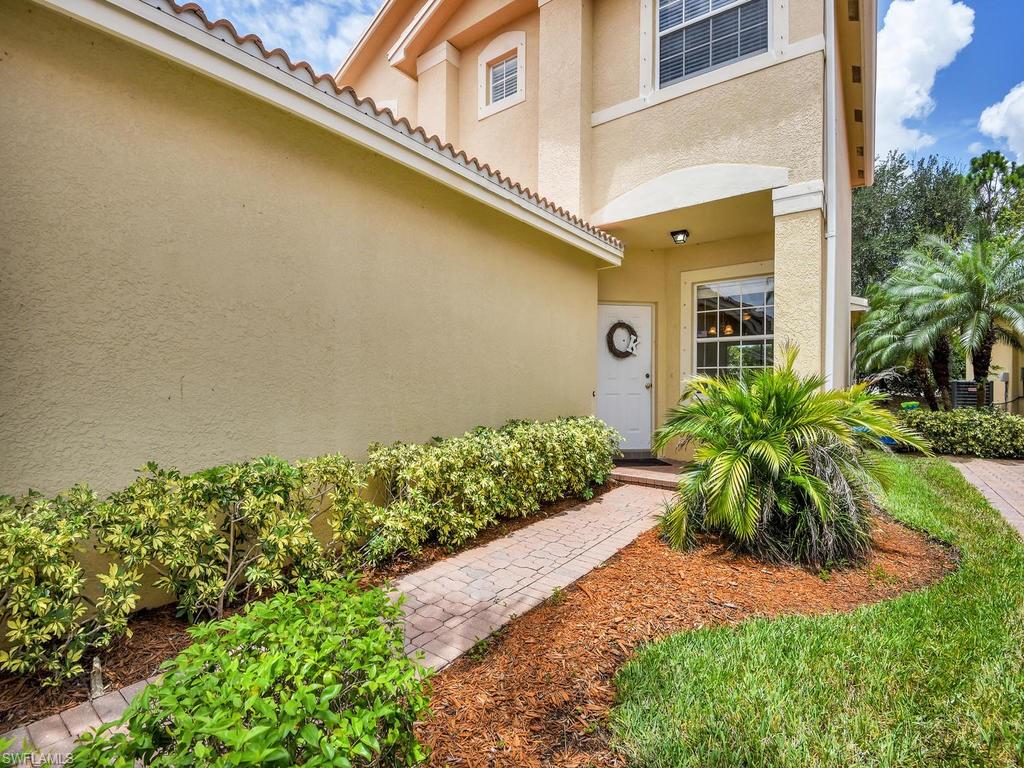 BOTANICA LAKES - Residential