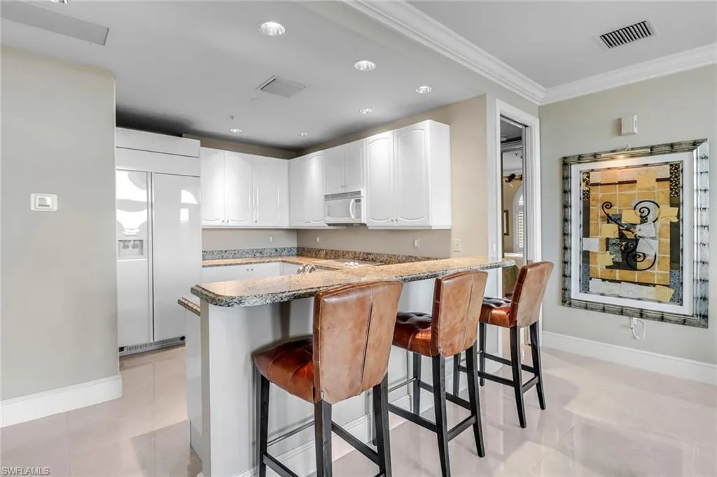 Naples, Florida, 34102, United States, 2 Bedrooms Bedrooms, ,2 BathroomsBathrooms,Residential,Active,1834333