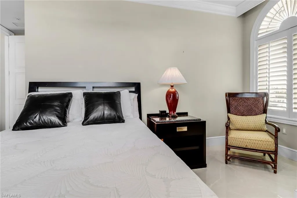 Naples, Florida, 34102, United States, 2 Bedrooms Bedrooms, ,2 BathroomsBathrooms,Residential,Active,1834333