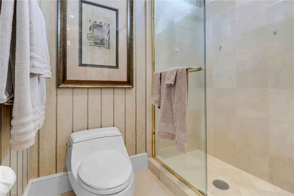 Naples, Florida, 34102, United States, 2 Bedrooms Bedrooms, ,2 BathroomsBathrooms,Residential,Active,1834333