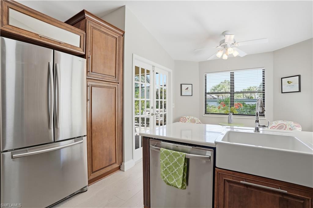 BURNING TREE - Residential