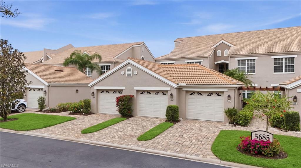 FEATHER SOUND - Residential