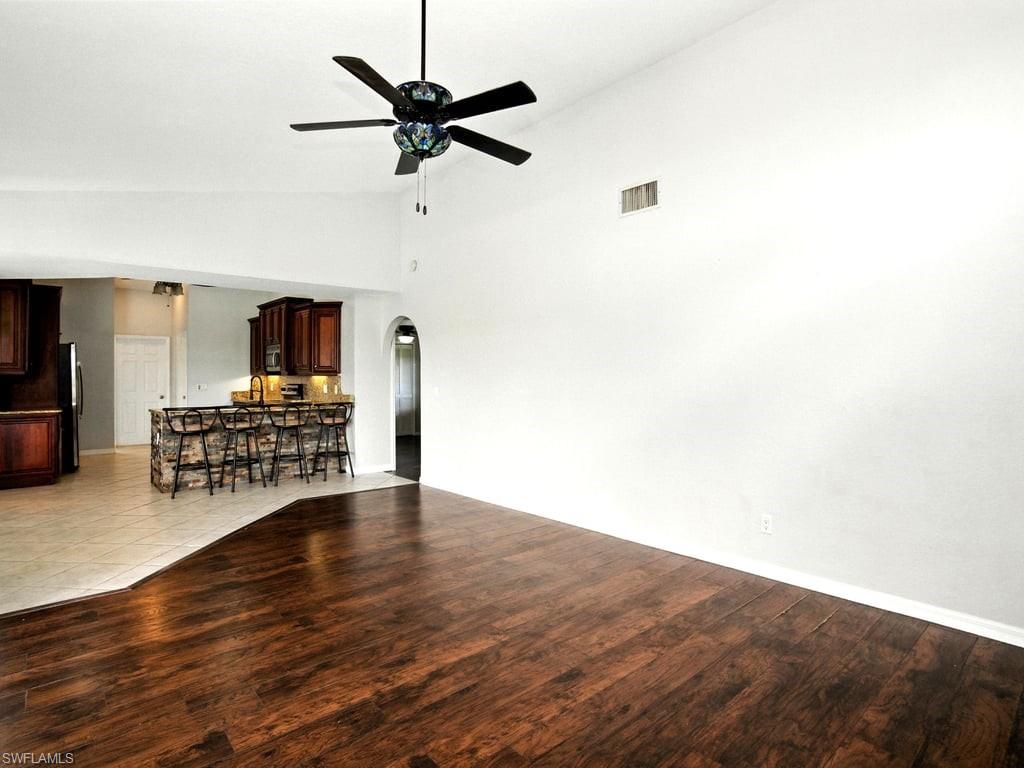 CAPE ROYAL - Residential