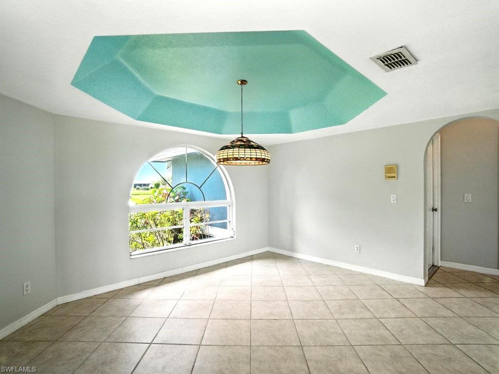 CAPE ROYAL - Residential