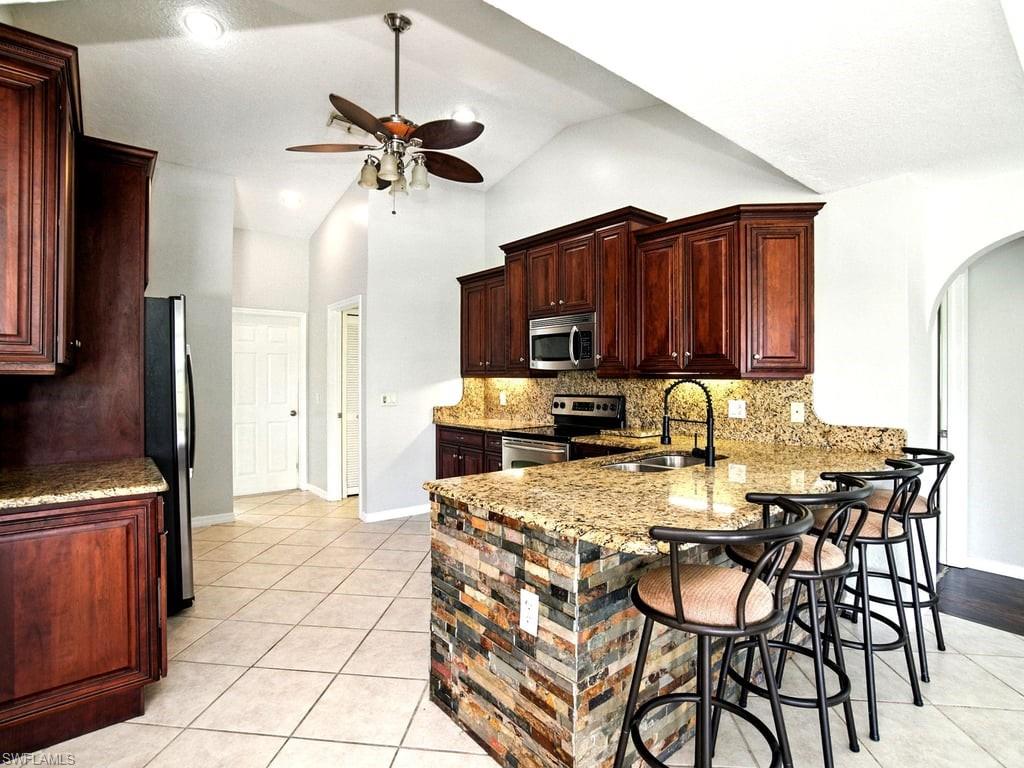 CAPE ROYAL - Residential