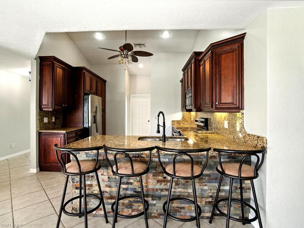 CAPE ROYAL - Residential