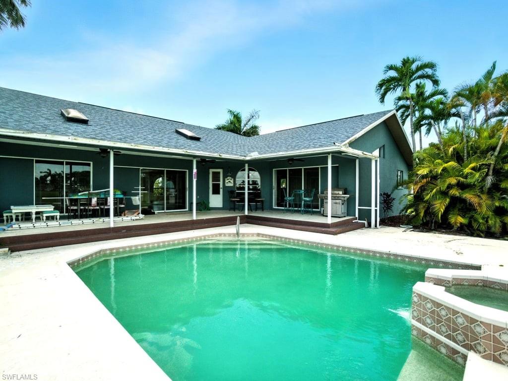 CAPE ROYAL - Residential