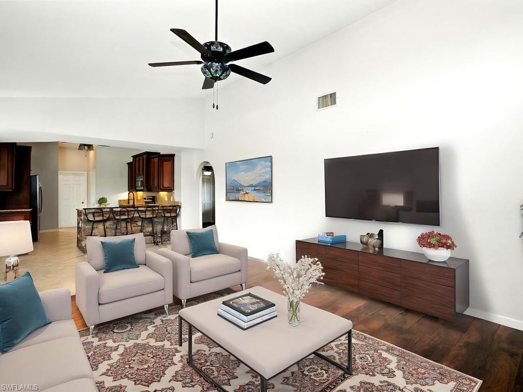 CAPE ROYAL - Residential