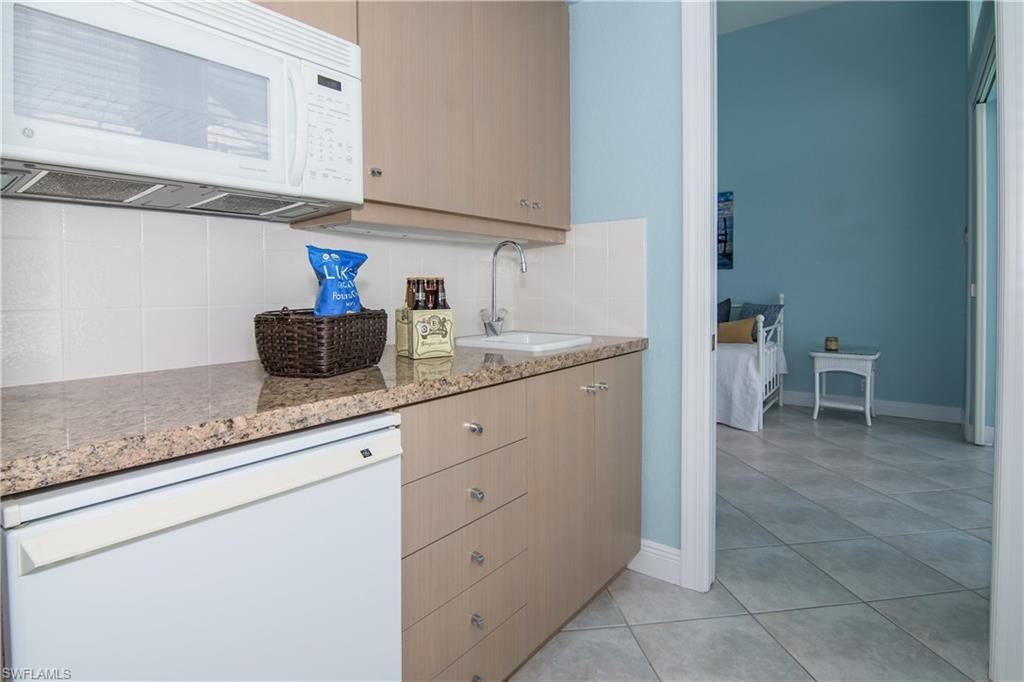 AUDUBON COUNTRY CLUB - Residential