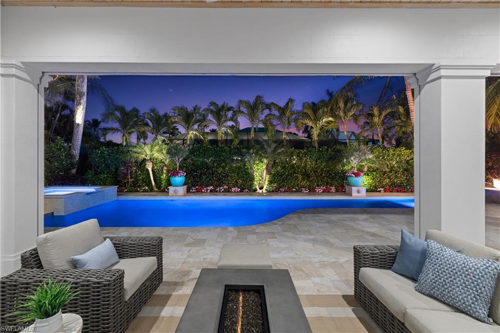 PARK SHORE - Residential