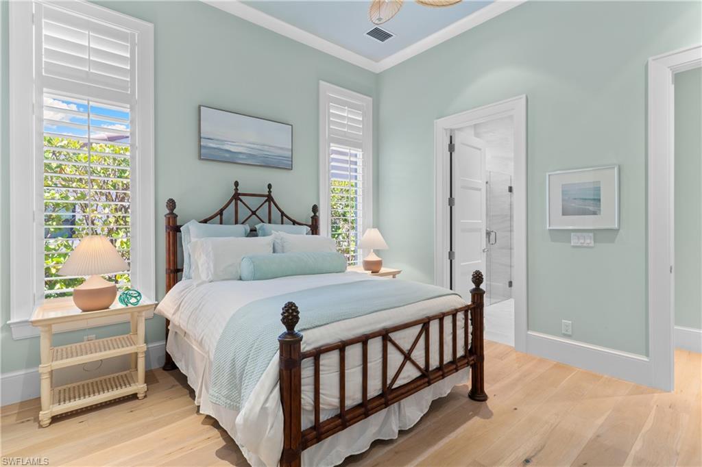 PARK SHORE - Residential