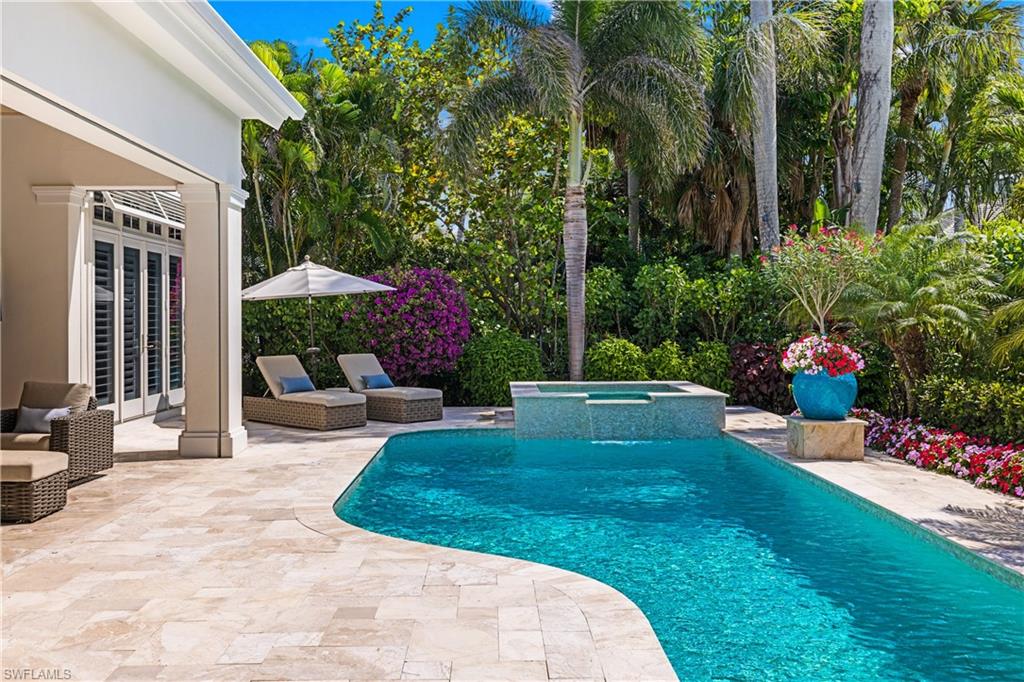 PARK SHORE - Residential