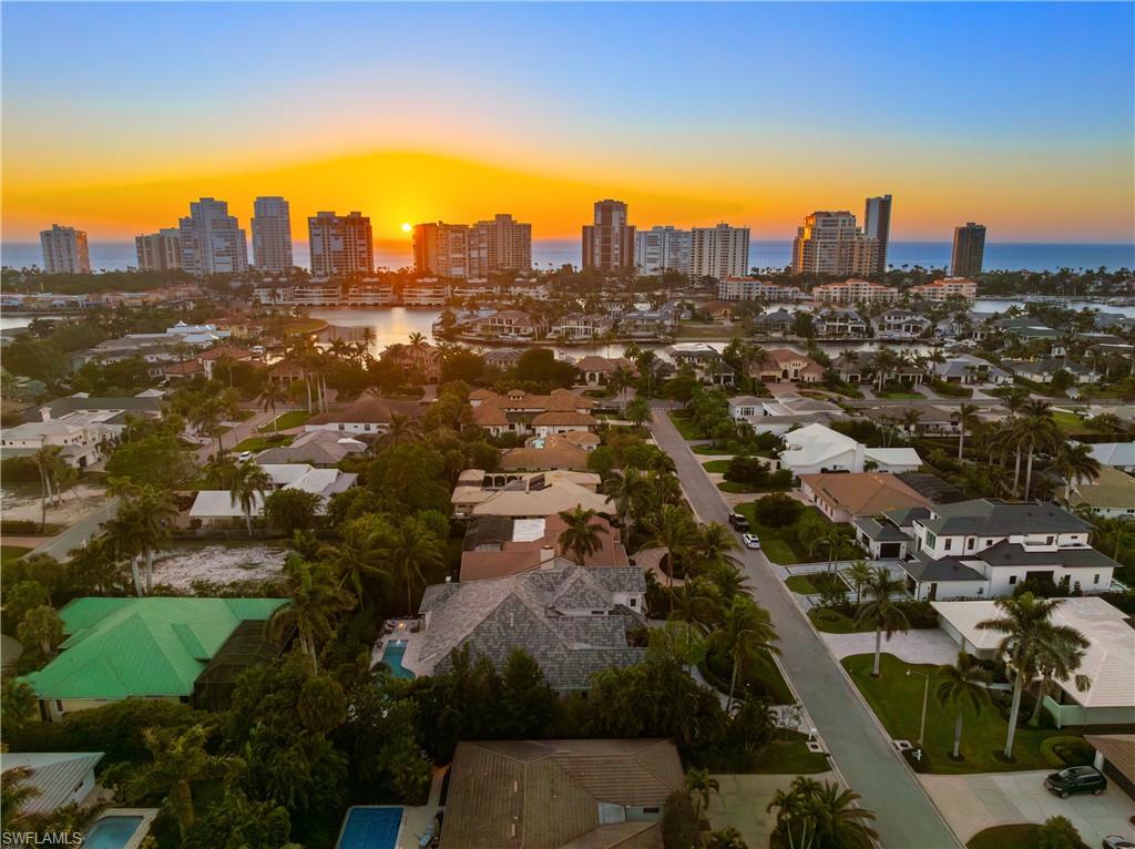 PARK SHORE - Residential