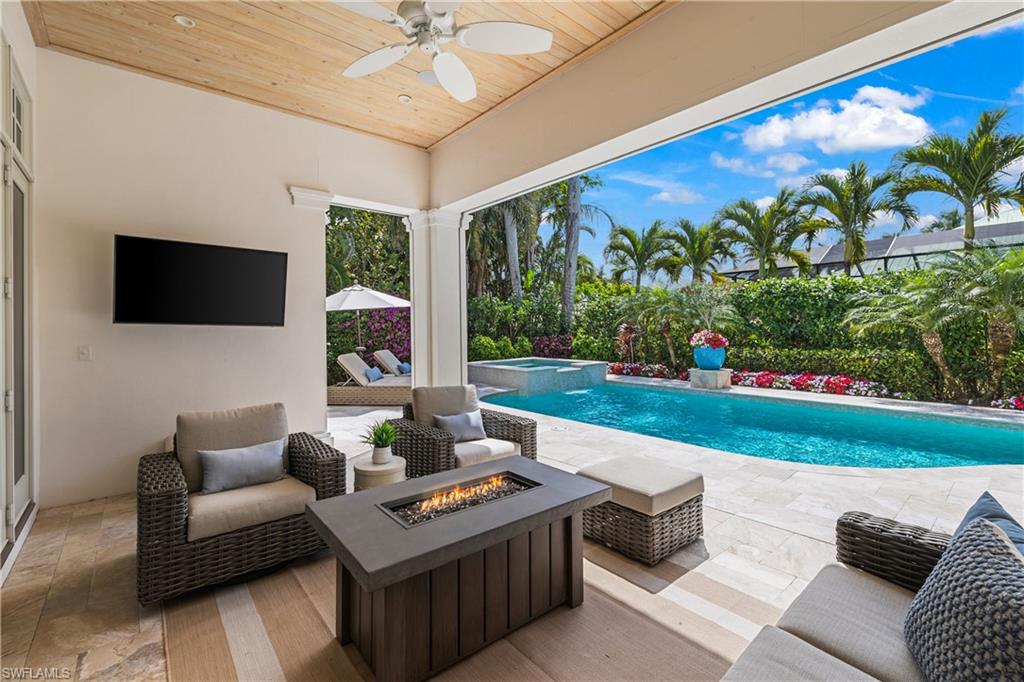 PARK SHORE - Residential