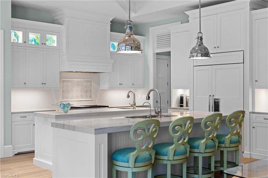 PARK SHORE - Residential