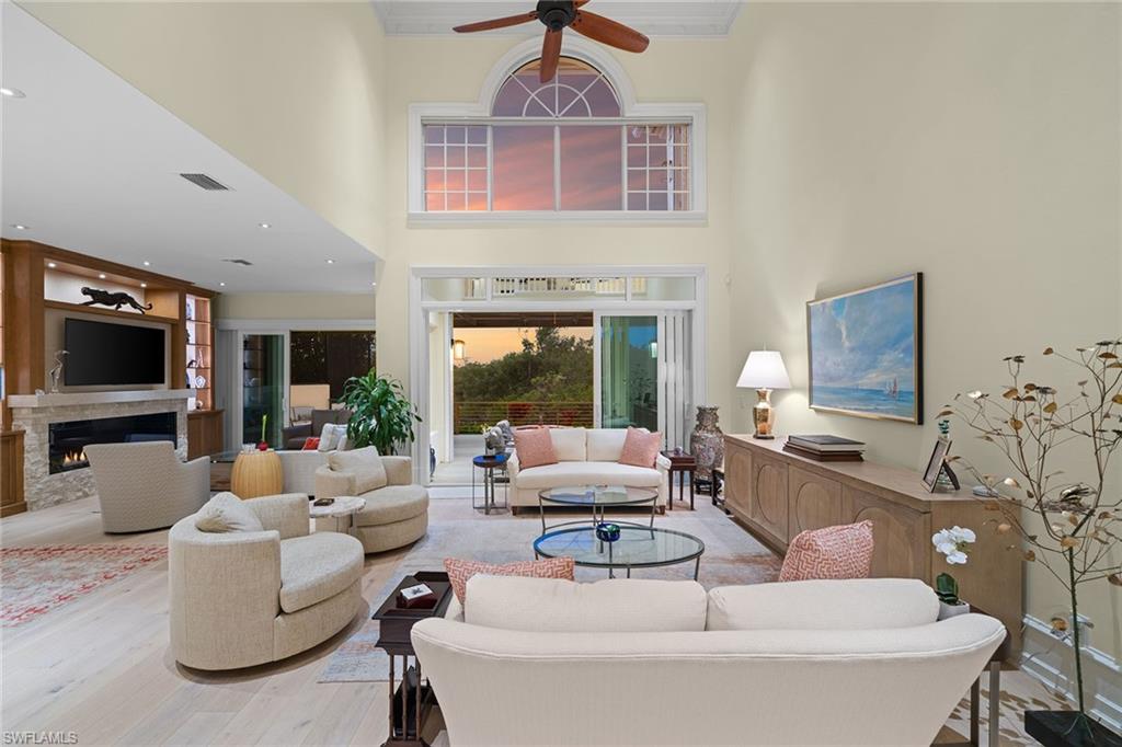 VIZCAYA AT BAY COLONY - Residential