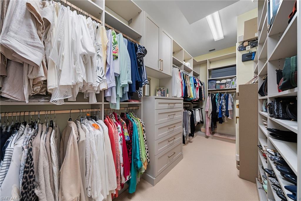 VIZCAYA AT BAY COLONY - Residential