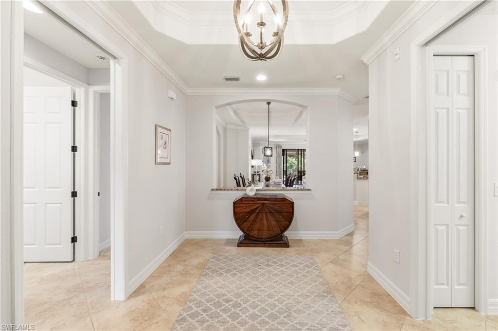 TWIN EAGLES - Residential