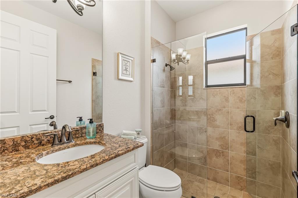 TWIN EAGLES - Residential