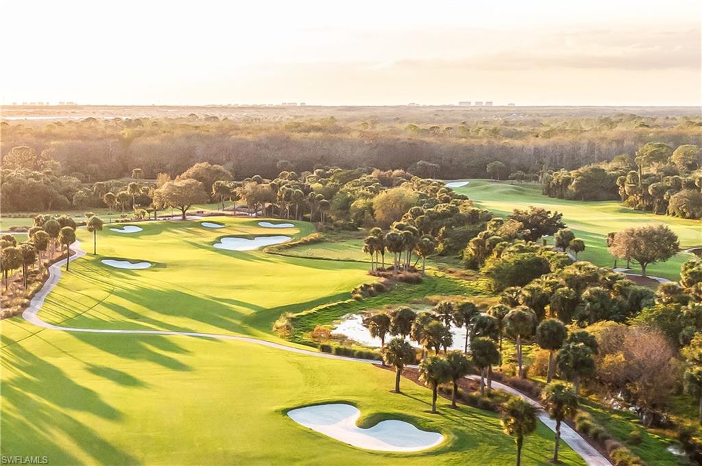 TWIN EAGLES - Residential