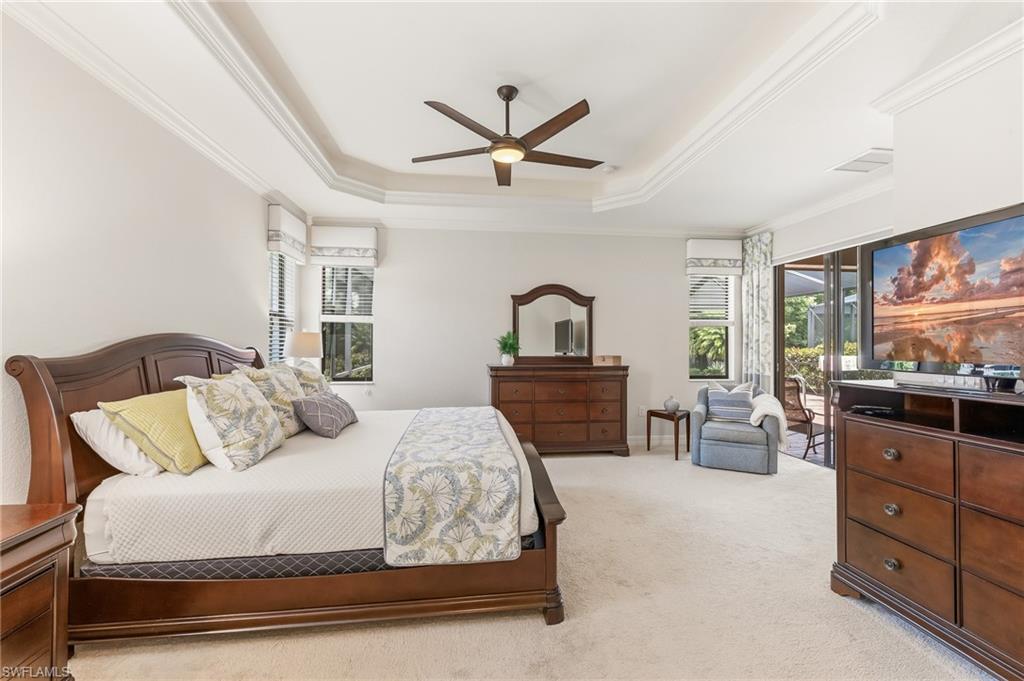 TWIN EAGLES - Residential