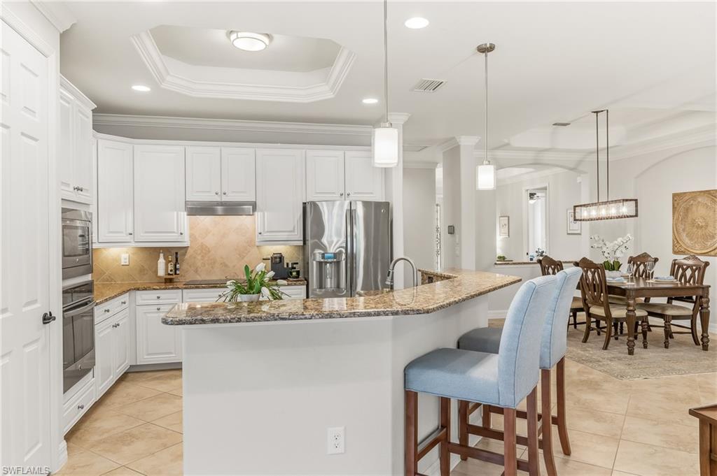 TWIN EAGLES - Residential