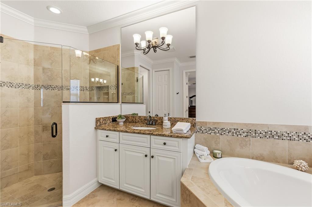 TWIN EAGLES - Residential