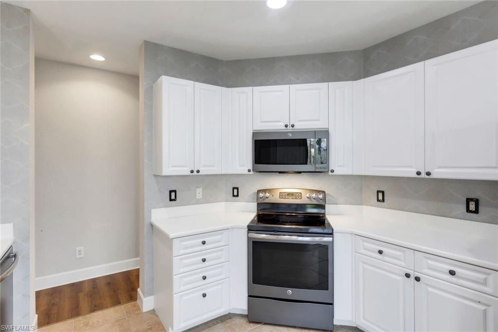 SOMERSET - Residential