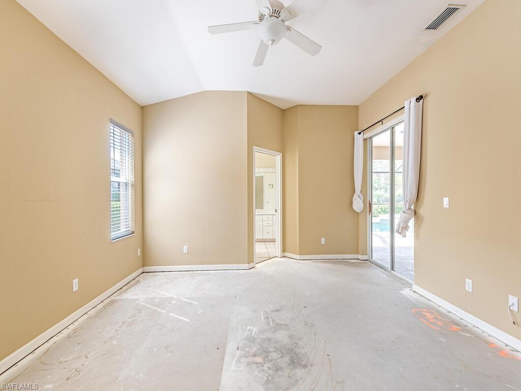 AUTUMN WOODS - Residential