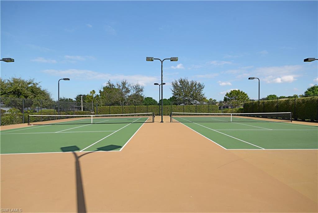 AUTUMN WOODS - Residential