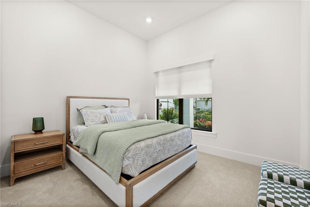 CAYMAS - Residential