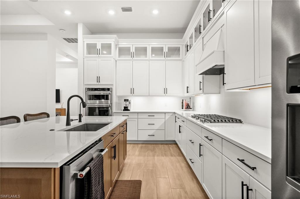 CAYMAS - Residential