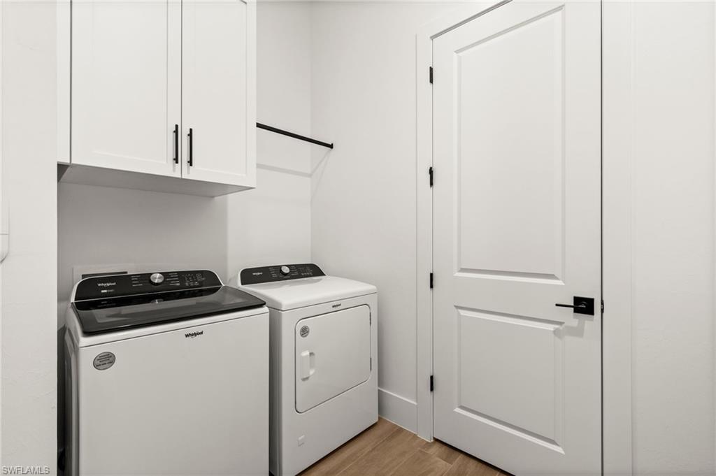 CAYMAS - Residential