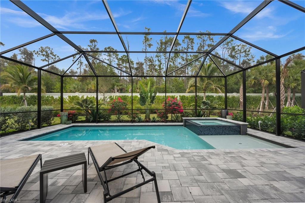 CAYMAS - Residential