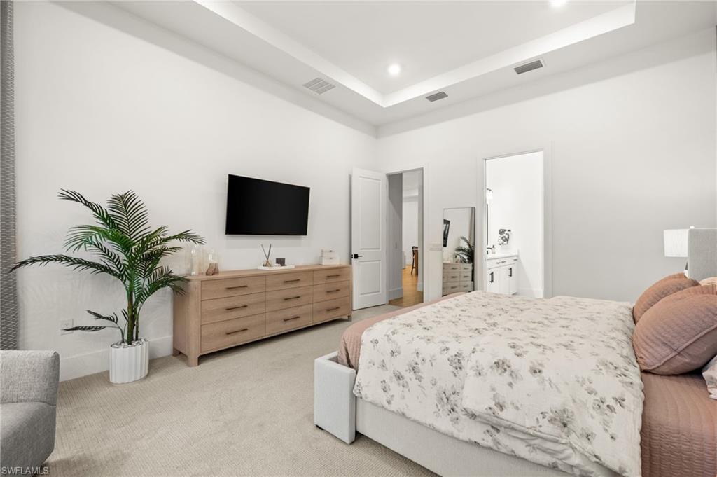 CAYMAS - Residential