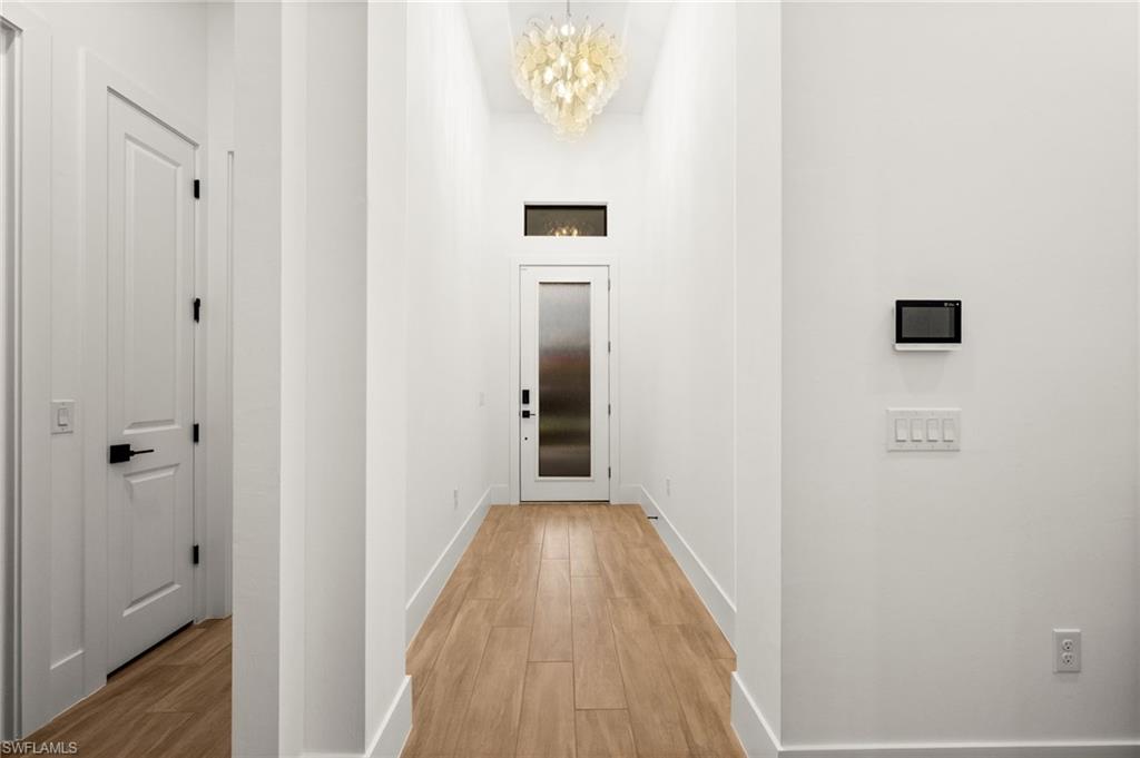 CAYMAS - Residential