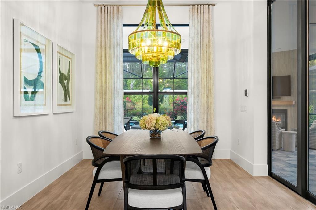 CAYMAS - Residential