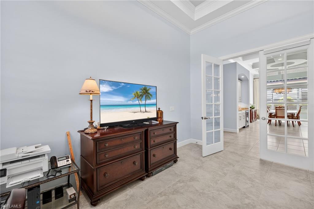 ESPLANADE - Residential