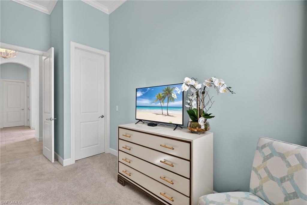 ESPLANADE - Residential