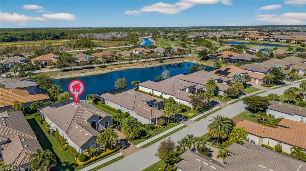 ESPLANADE - Residential