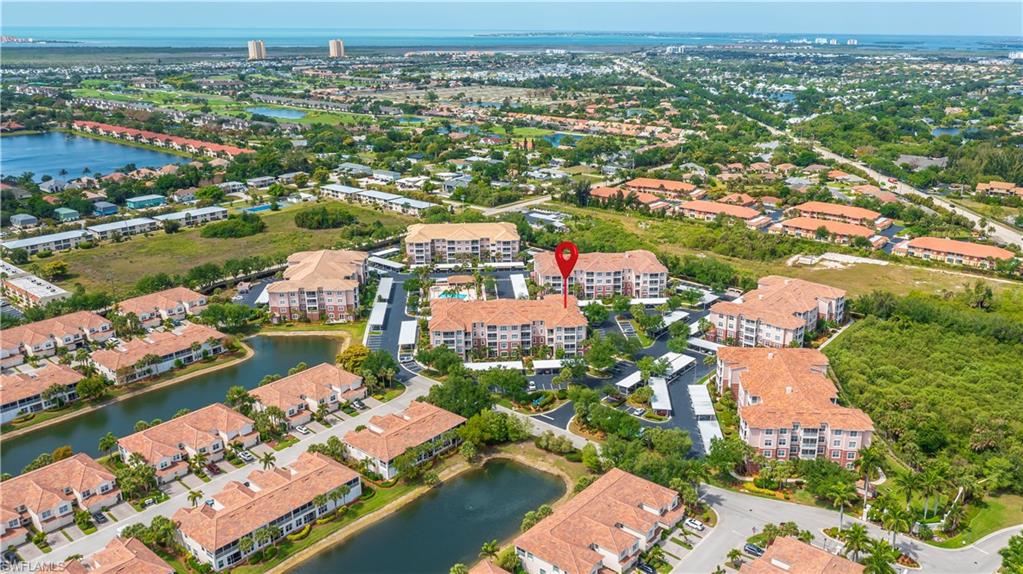 ROYAL POINTE - Residential