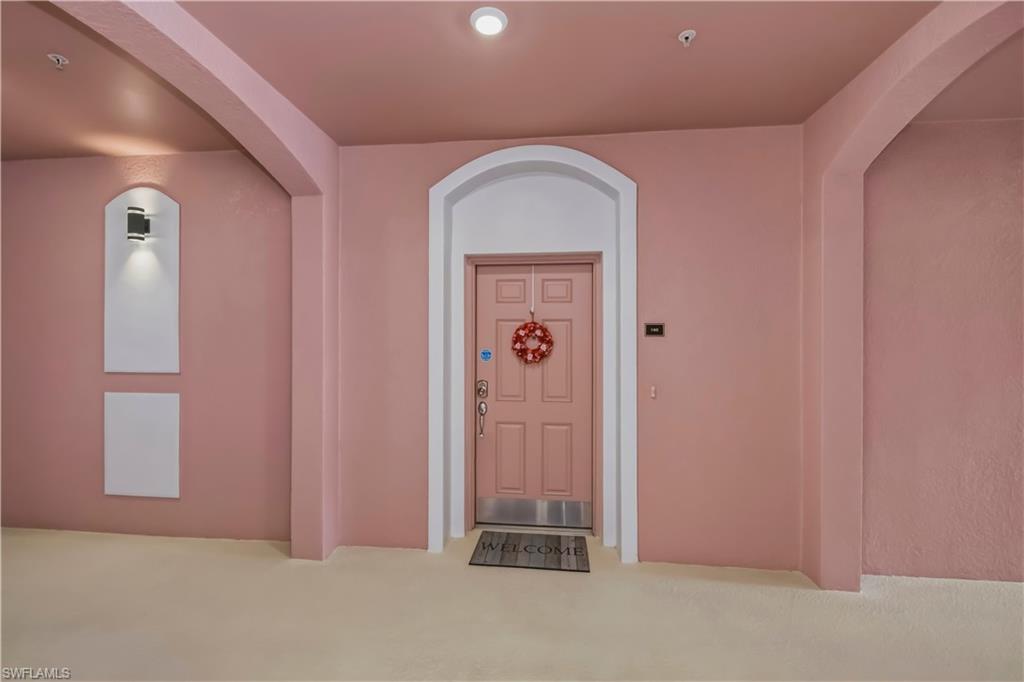 ROYAL POINTE - Residential